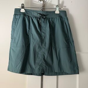 LLBean green Skort
